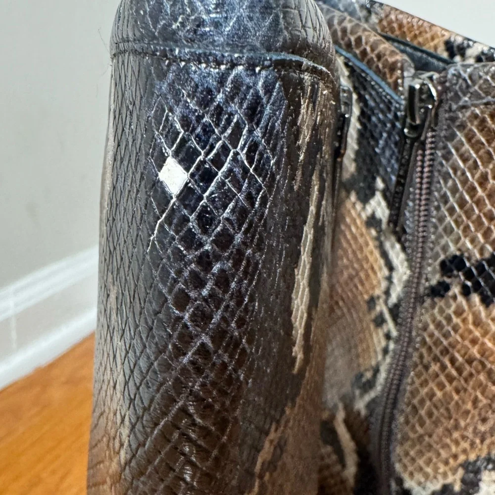 Donald J. Pliner Black and Brown Snakeskin Leather Heeled Boots 9.5M - Picture 10 of 12